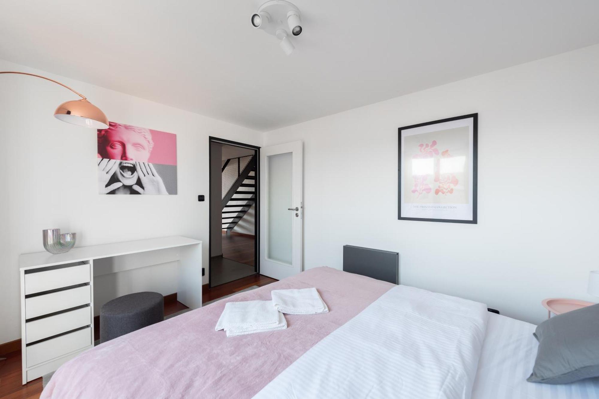 Apartments With Large Balcony, Parking Prague Exterior photo