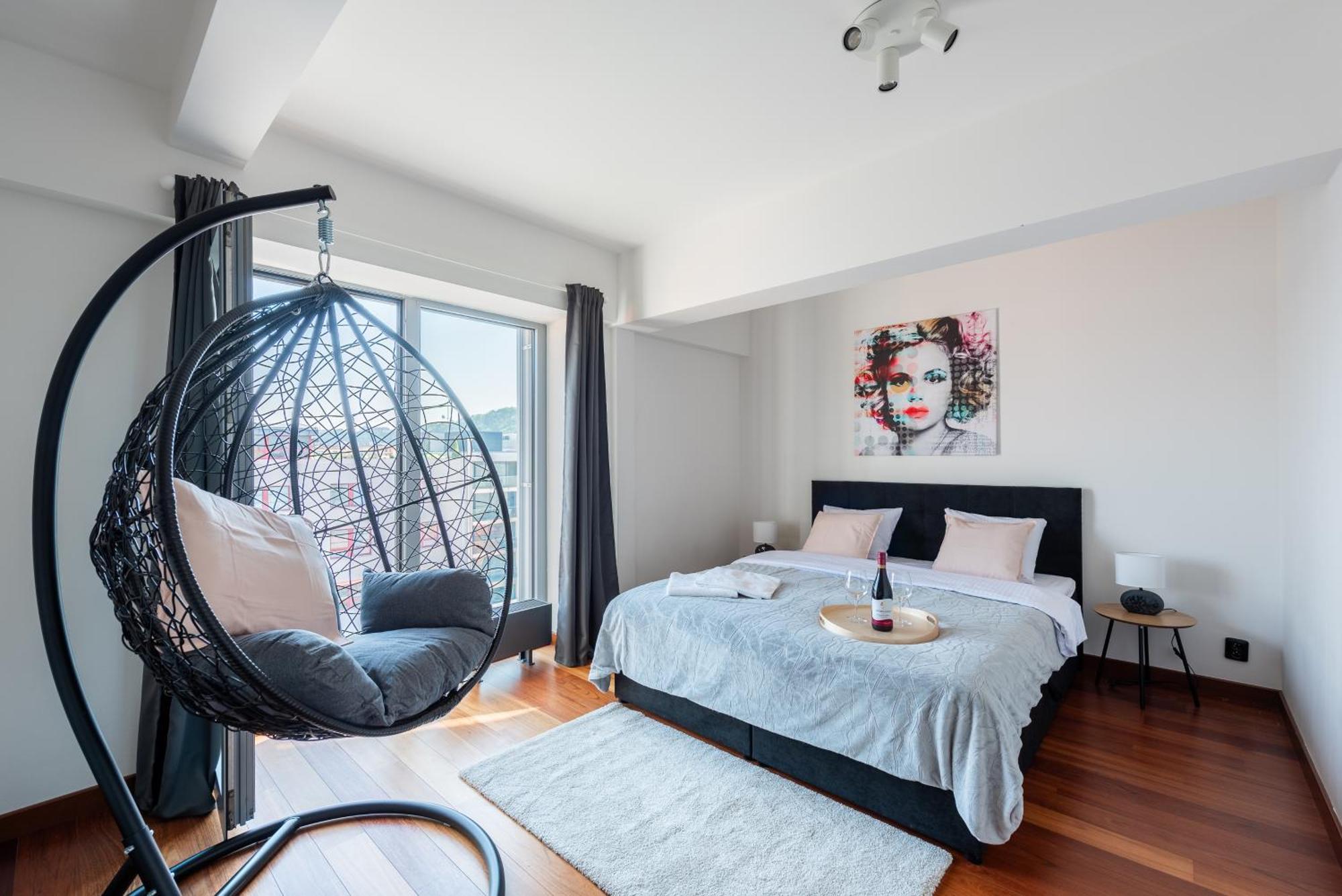 Apartments With Large Balcony, Parking Prague Exterior photo