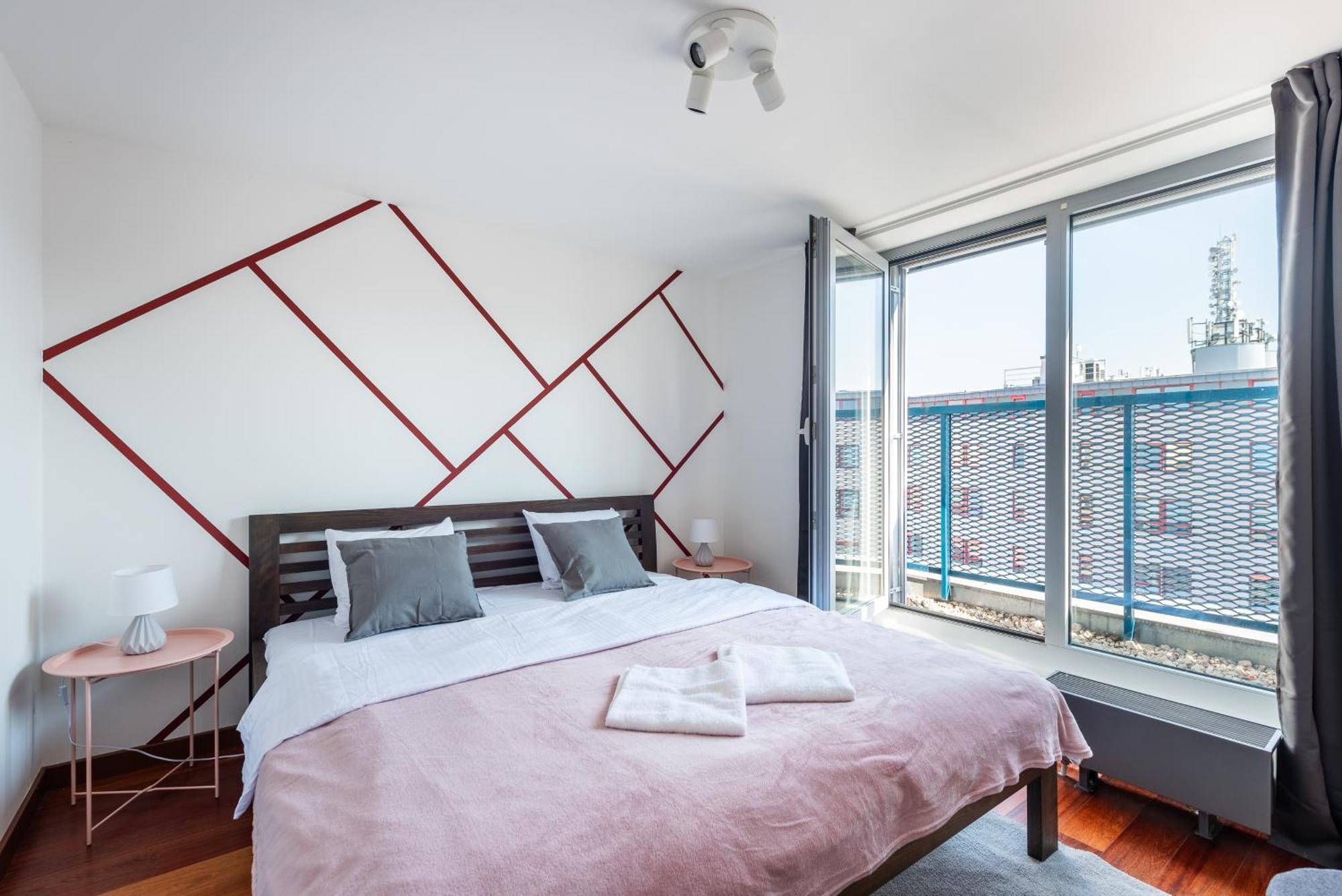 Apartments With Large Balcony, Parking Prague Exterior photo